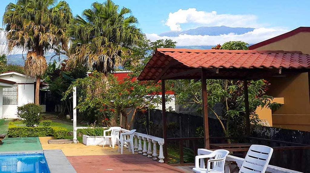 Hotel Wagelia Dominica トゥリアルバ エクステリア 写真